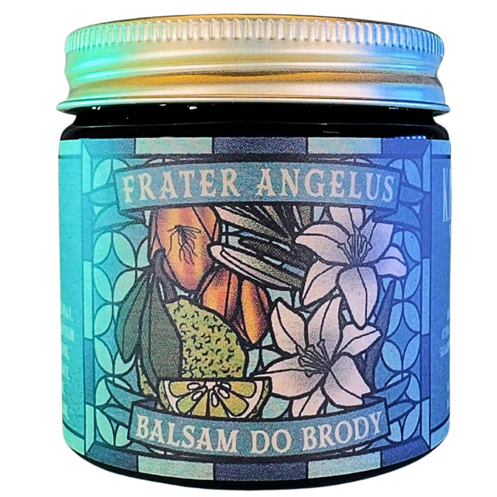 Słoik balsamu Frater Angelus do brody, ozdobiony etykietą z kwiatami i owocami, metalowa zakrętka.
