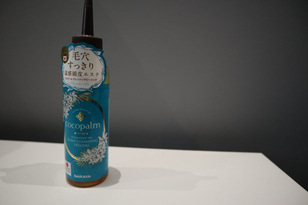 Łagodzący peeling do skóry głowy z organicznym olejem kokosowym i kwasami AHA Cocopalm Polynesian SPA
