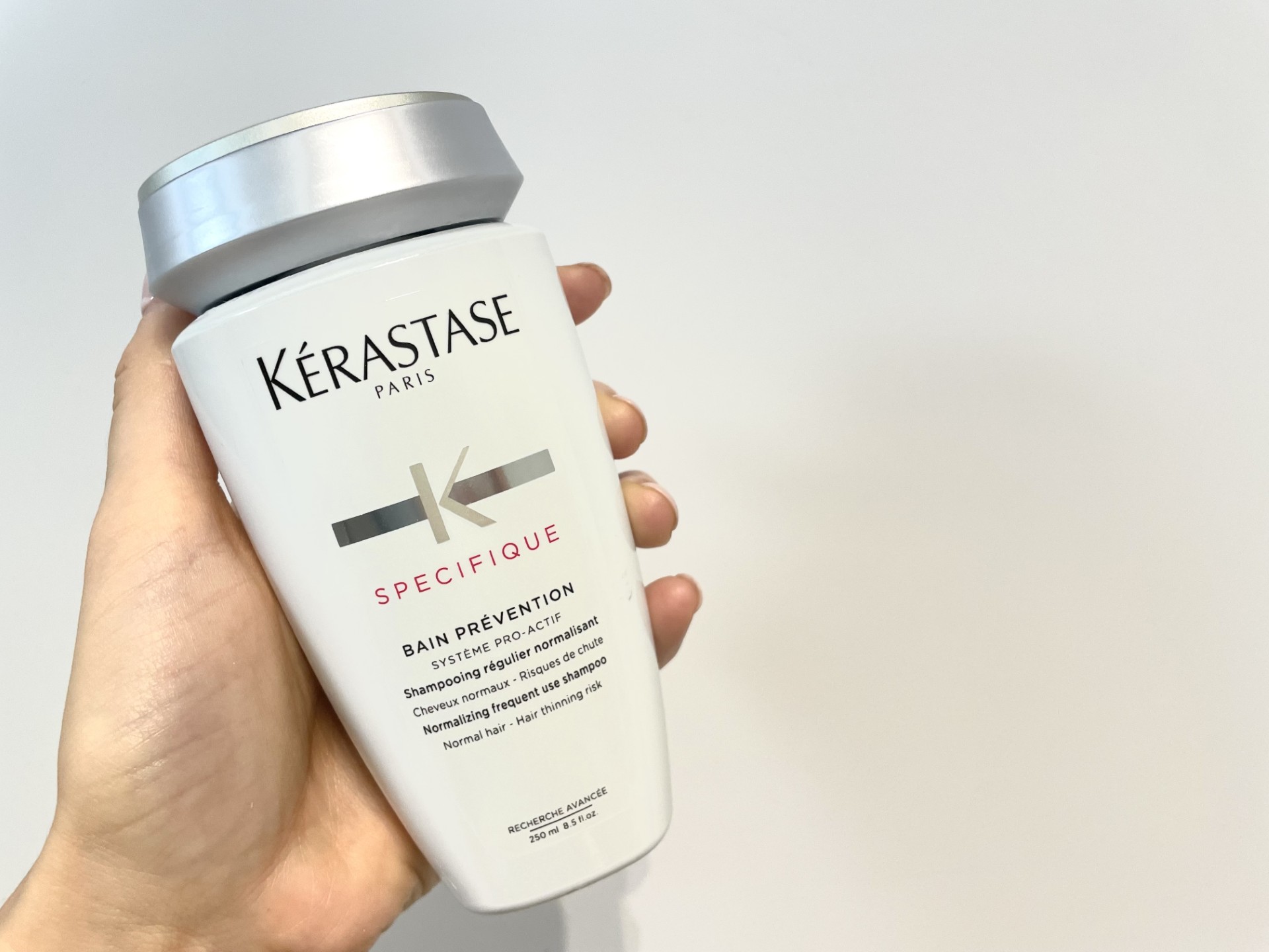 Szampon Kérastase Spécifique Prévention – kąpiel przeciw wypadaniu włosów opakowanie 250 ml