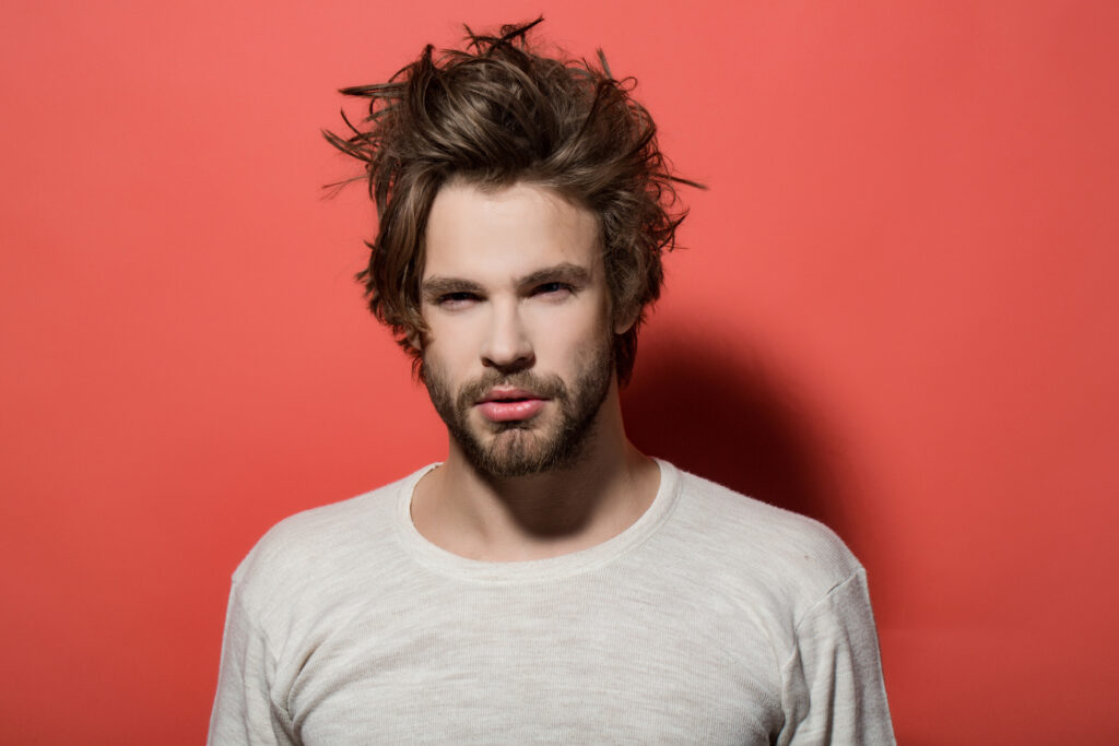 Fryzura dla mężczyzn bro flow