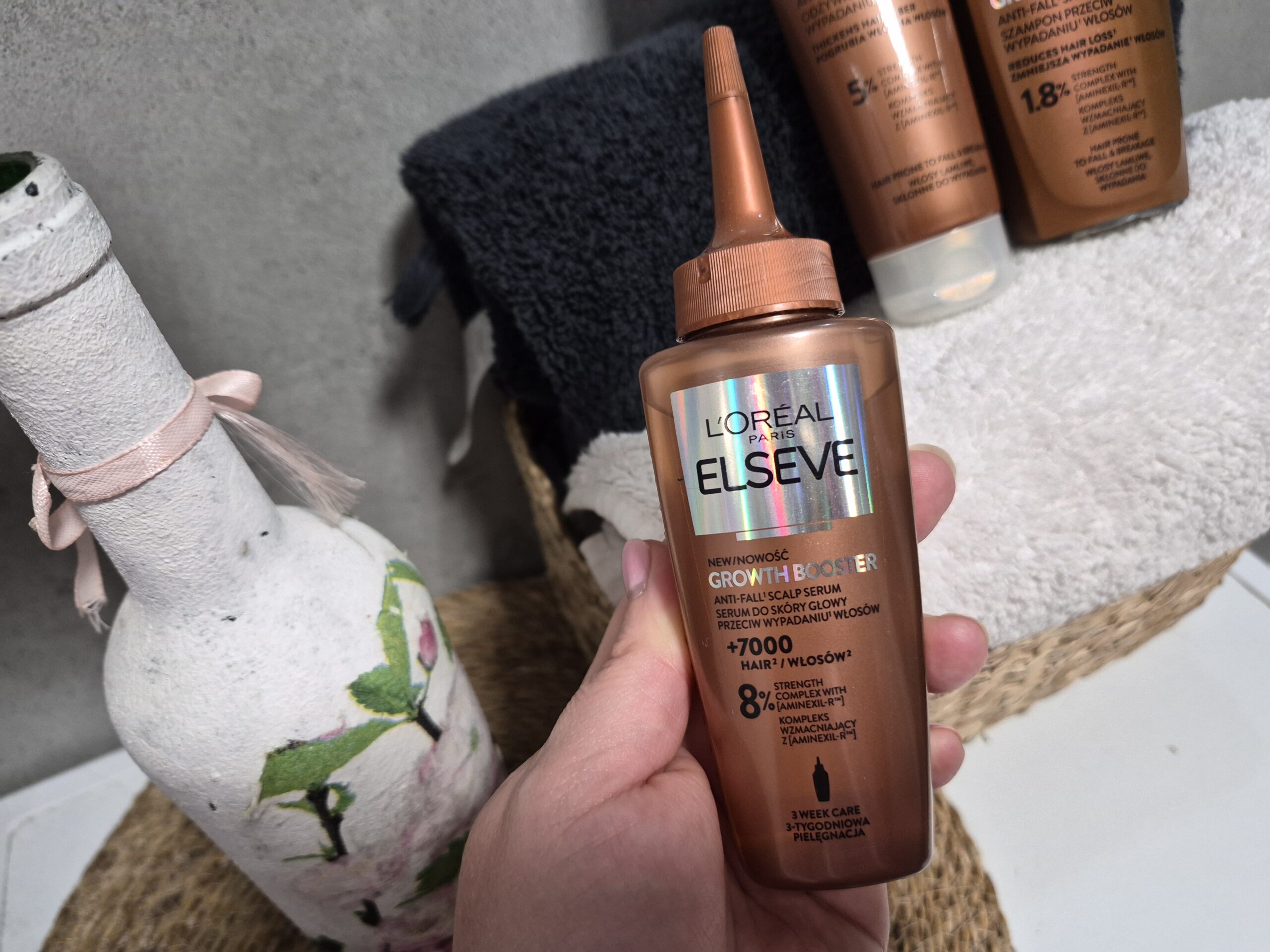 Serum do skóry głowy przeciw wypadaniu włosów L’Oreal Paris Elseve Growth Booster