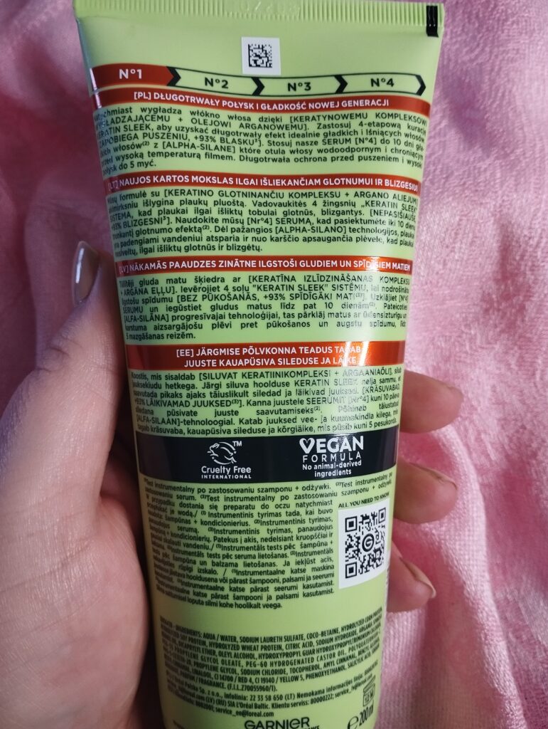 Tył opakowania szamponu Keratin Sleek