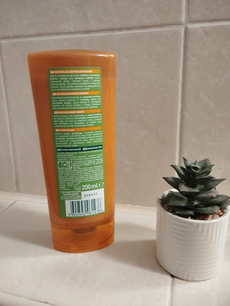 Odżywka do włosów zniszczonych Garneir Fructis Goodbye Damage - tył opakowania ze składem