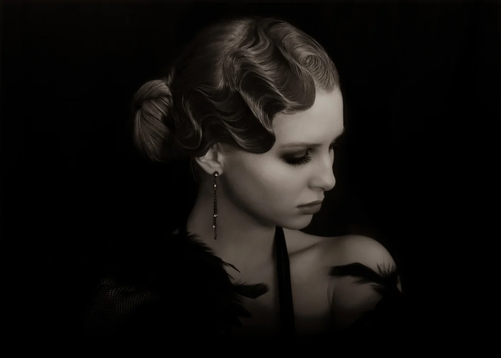 Finger waves z kokiem – uczesanie inspirowane latami 30.